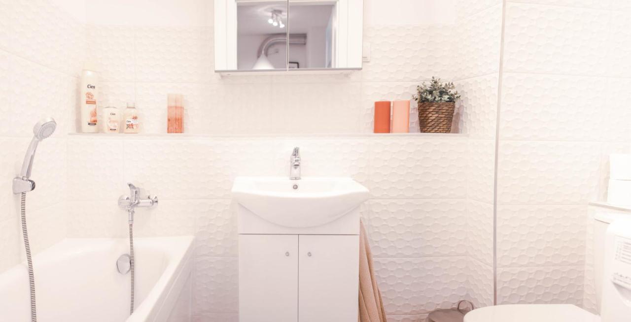 Project Comfort Apartament Potrzebna 55/29 Warszawa Apartment Luaran gambar